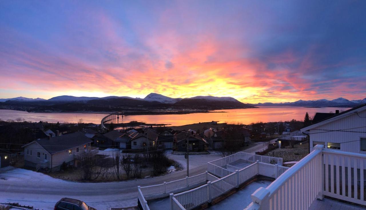Moderne Og Trivelig Leilighet, Med Unik Utsikt Tromso Exterior photo